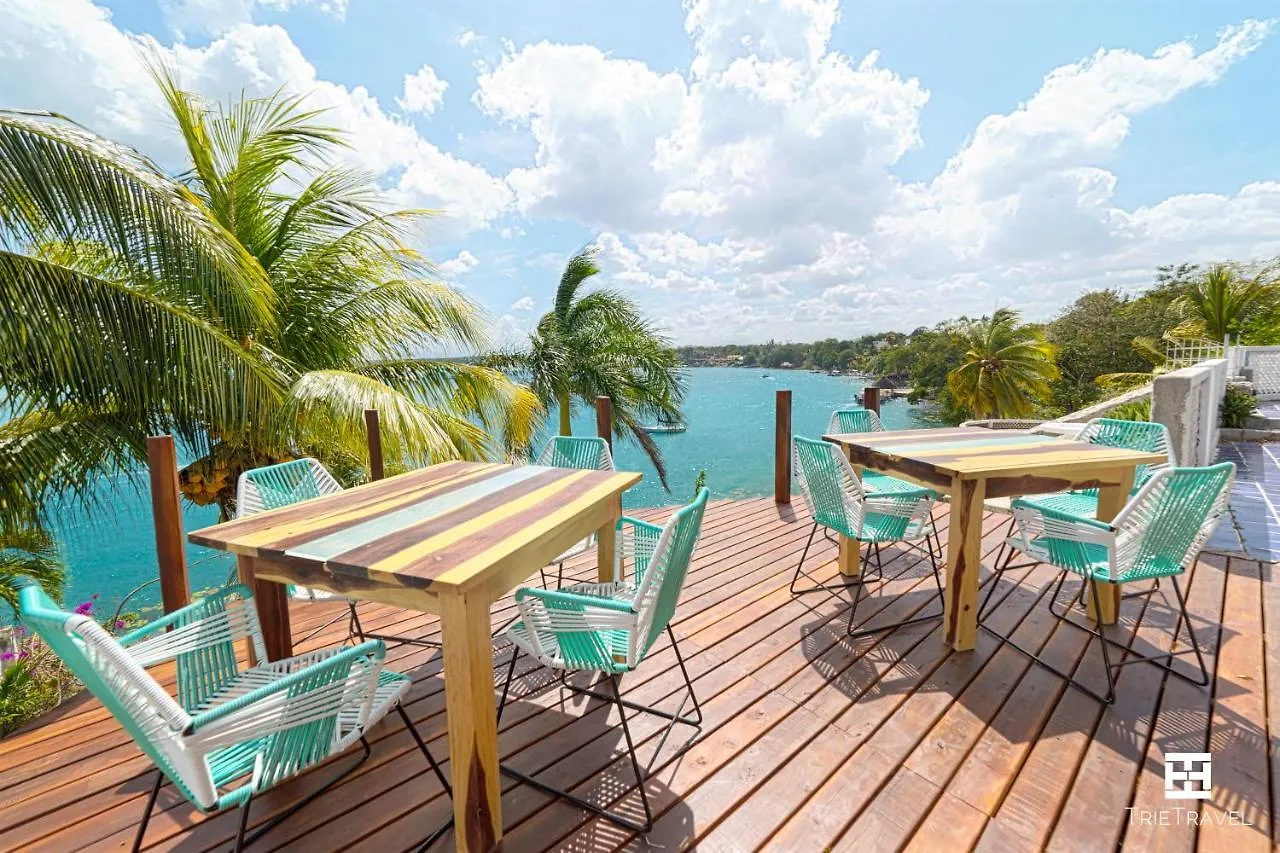 Hotel Villa Esmeralda Bacalar México